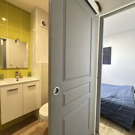 2 Pièces à - Lr180-029 Appartement *